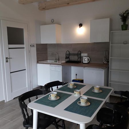 Paprotowka Apartament Wiosenny Paprotno Esterno foto