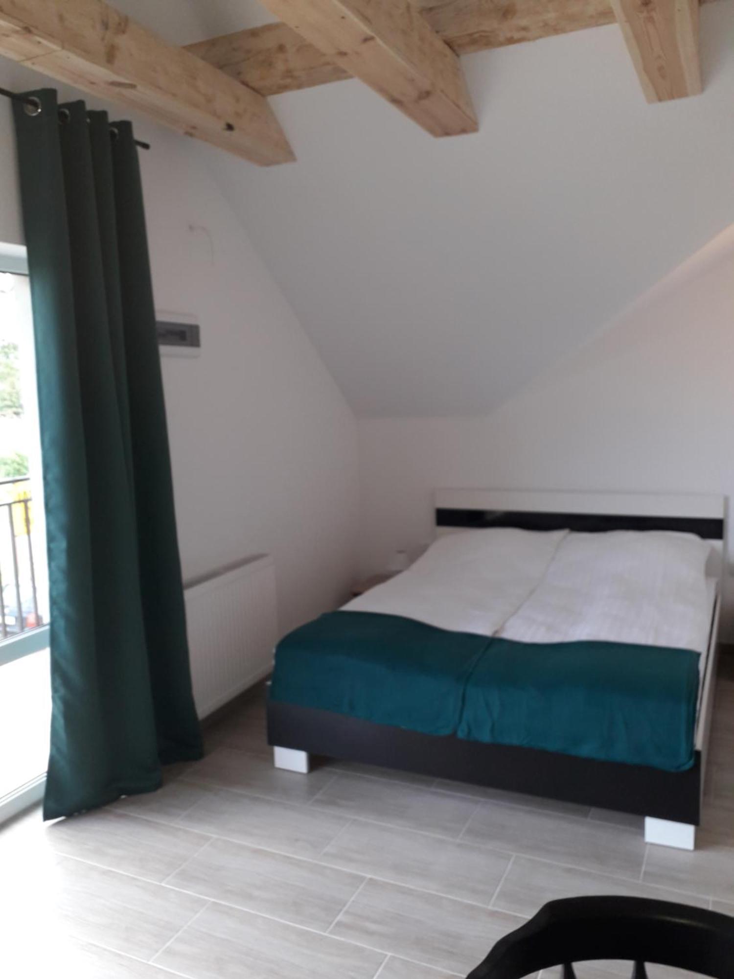 Paprotowka Apartament Wiosenny Paprotno Esterno foto
