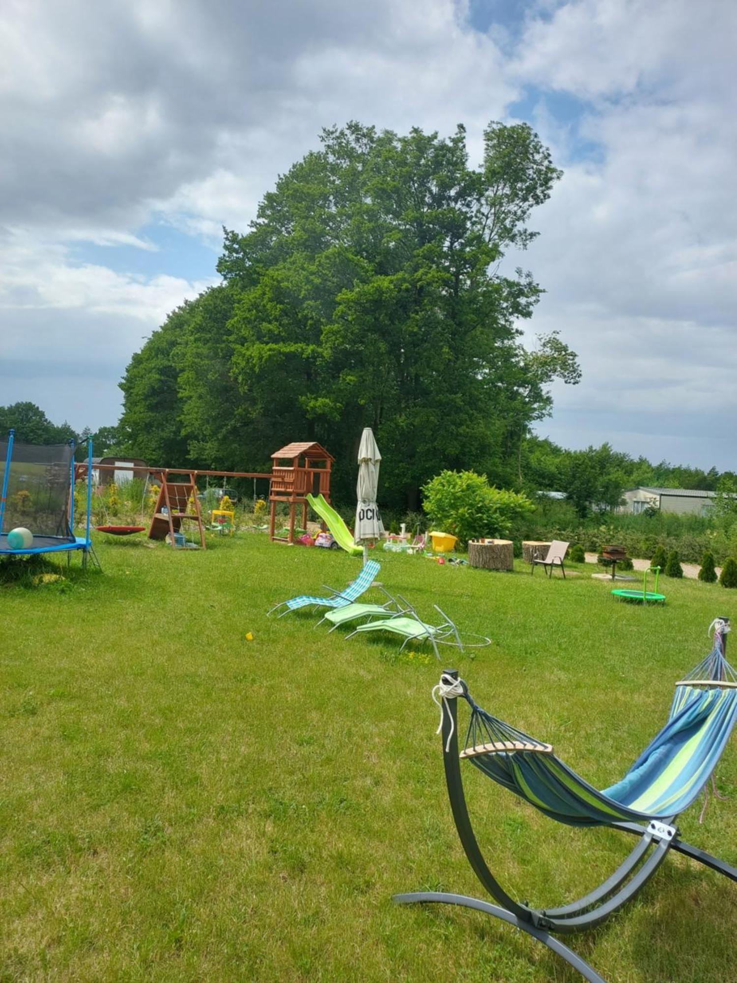 Paprotowka Apartament Wiosenny Paprotno Esterno foto